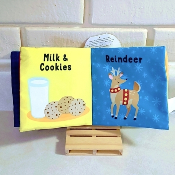 SANTA'S WORKSHOP GIGGLE + GROW HOLIDAY MINI SOFT BOOK AGES  0+ - Picture 4 of 7